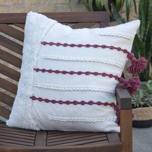 Set/2 Hand Woven Fallen Pillows